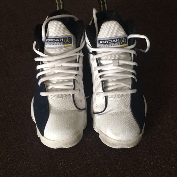 Jordan’s Y7 - Picture 2 of 5